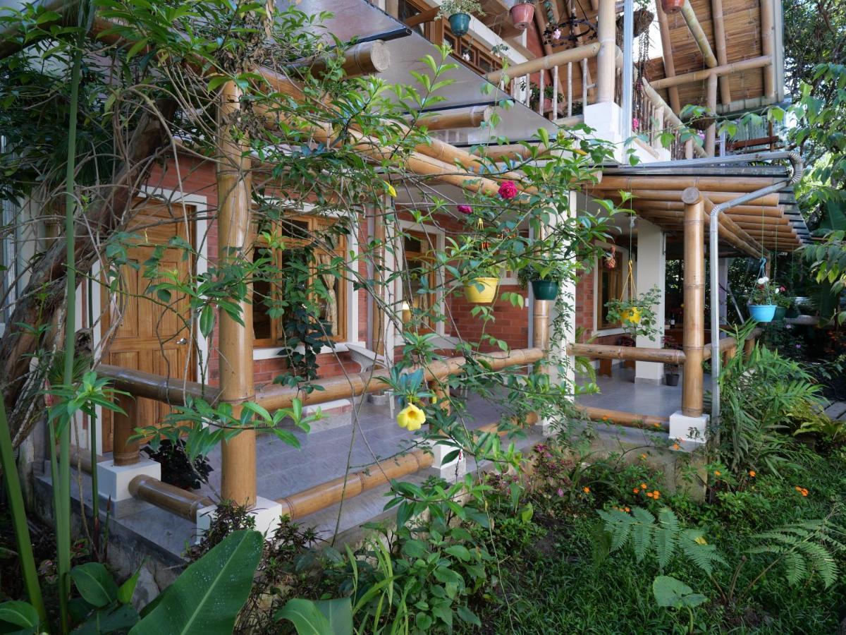 Casa Del Rio En Mindo Bed & Breakfast Eksteriør bilde